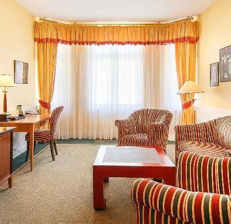 Dvorak & Wellness Готель 4*